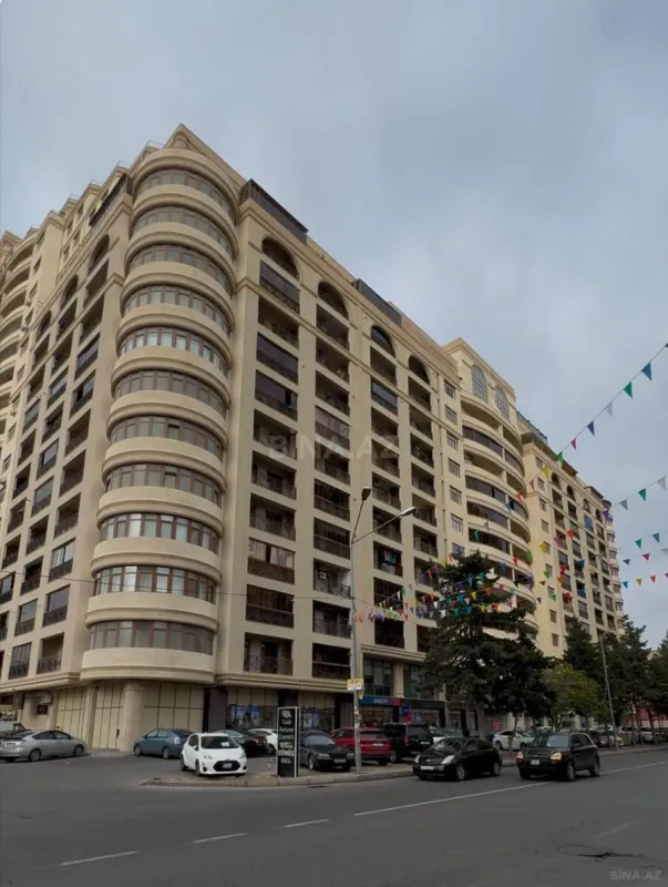 Satılır 1 otaqlı mənzil 60 m²