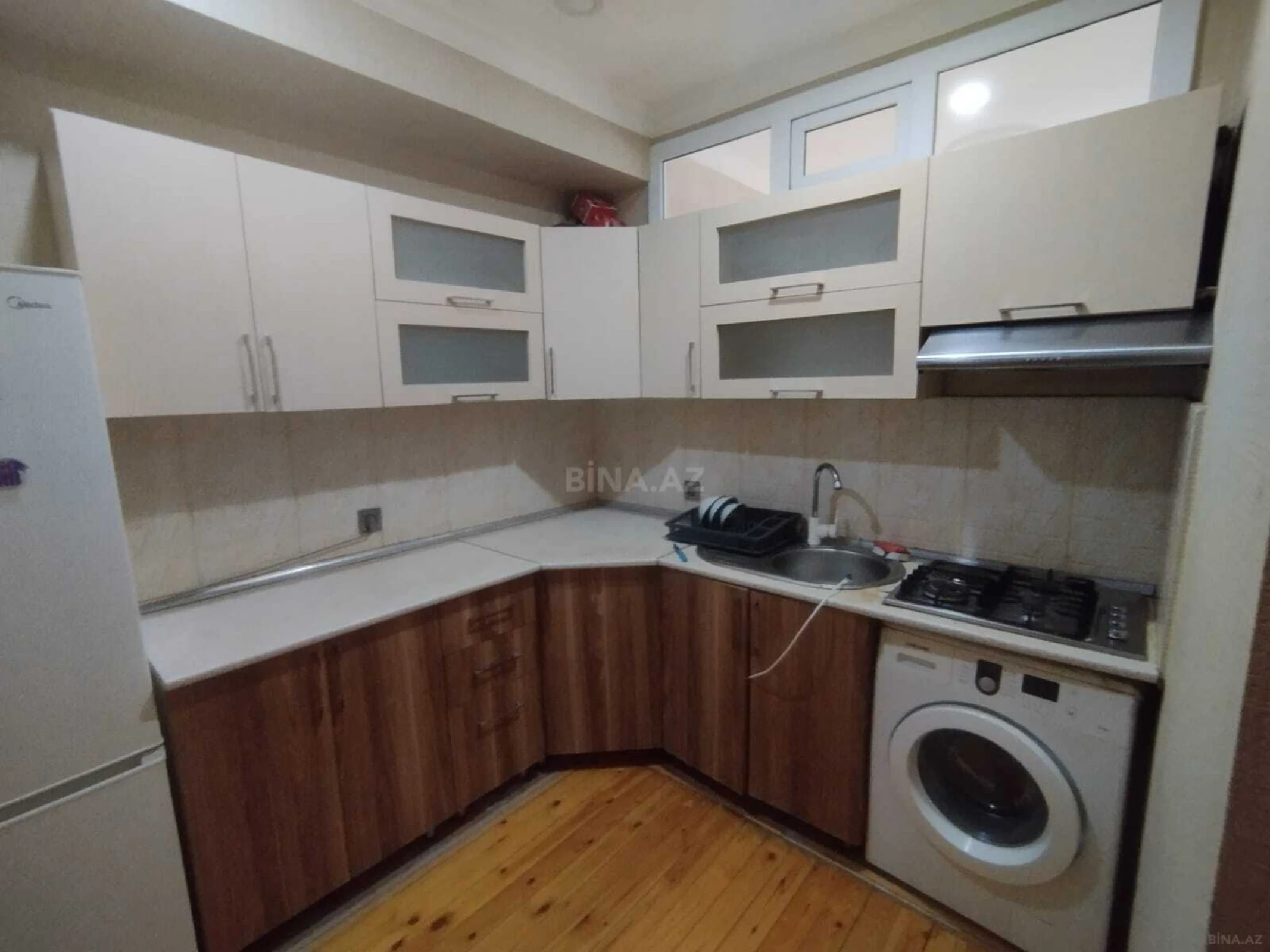 Kirayə verilir 2 otaqlı mənzil 58 m²
