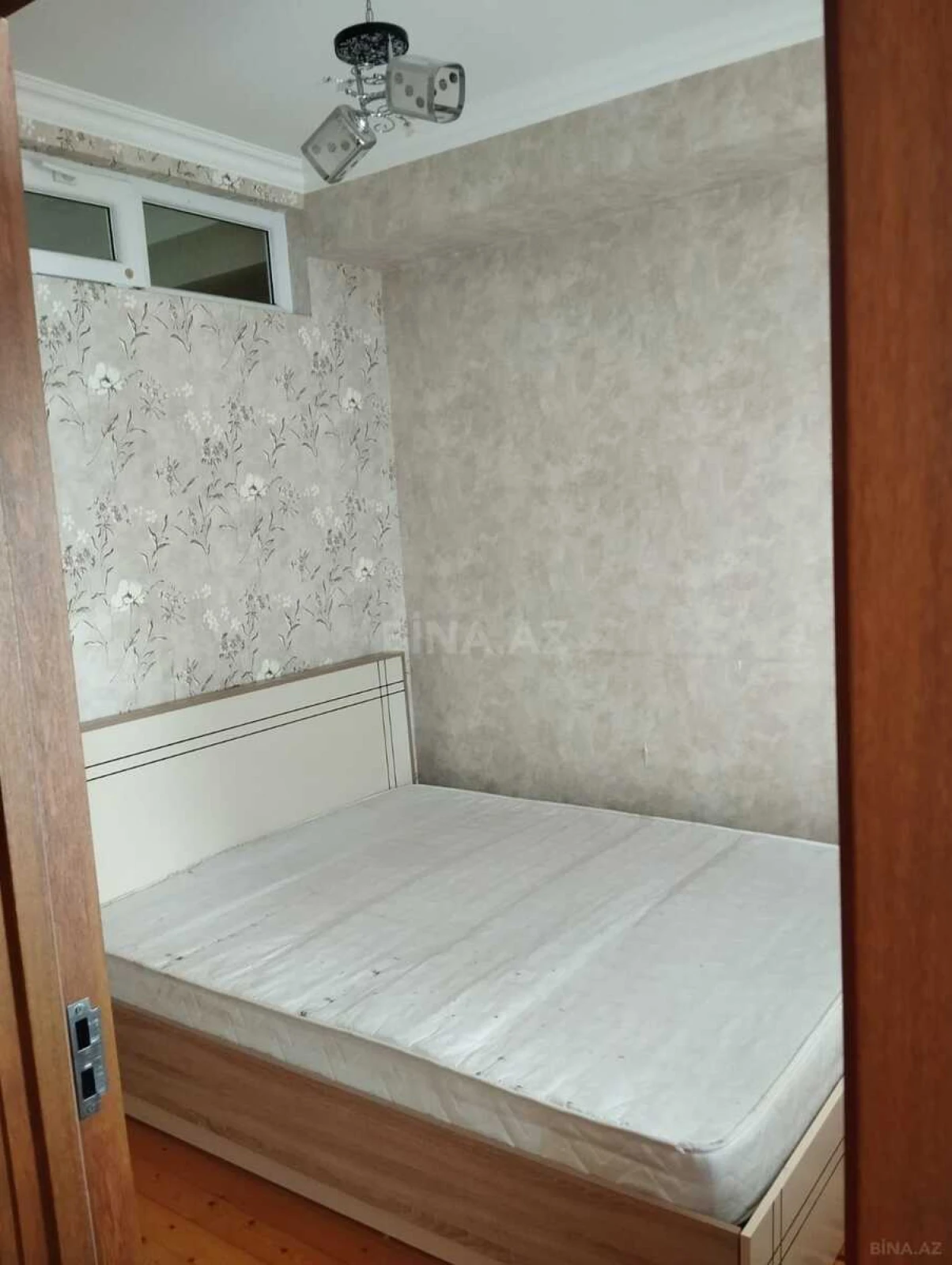 Kirayə verilir 2 otaqlı mənzil 58 m²