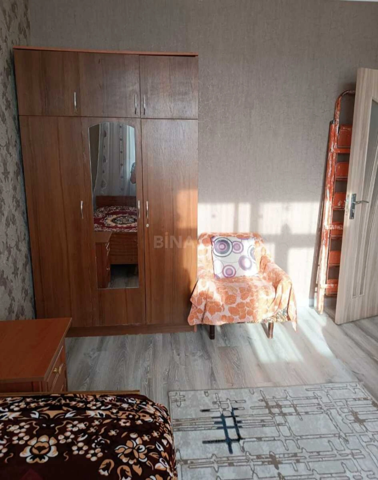 Kirayə verilir 2 otaqlı mənzil 50 m²