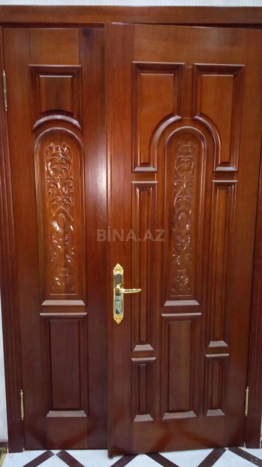 Satılır 6 otaqlı həyət evi 543 m²