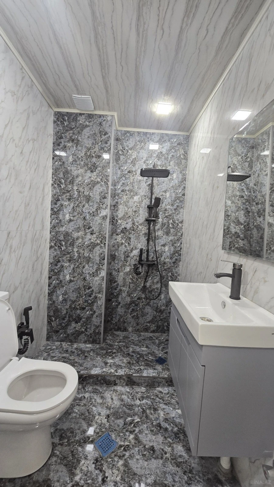 Satılır 2 otaqlı mənzil 54 m²