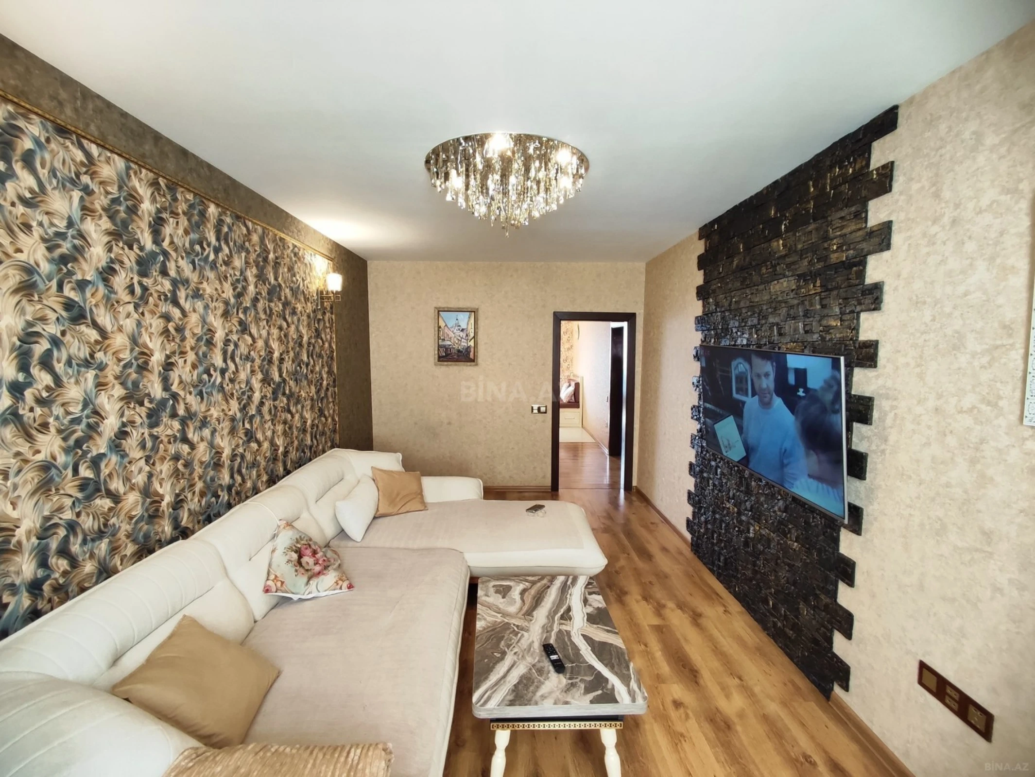 Satılır 3 otaqlı mənzil 82 m²