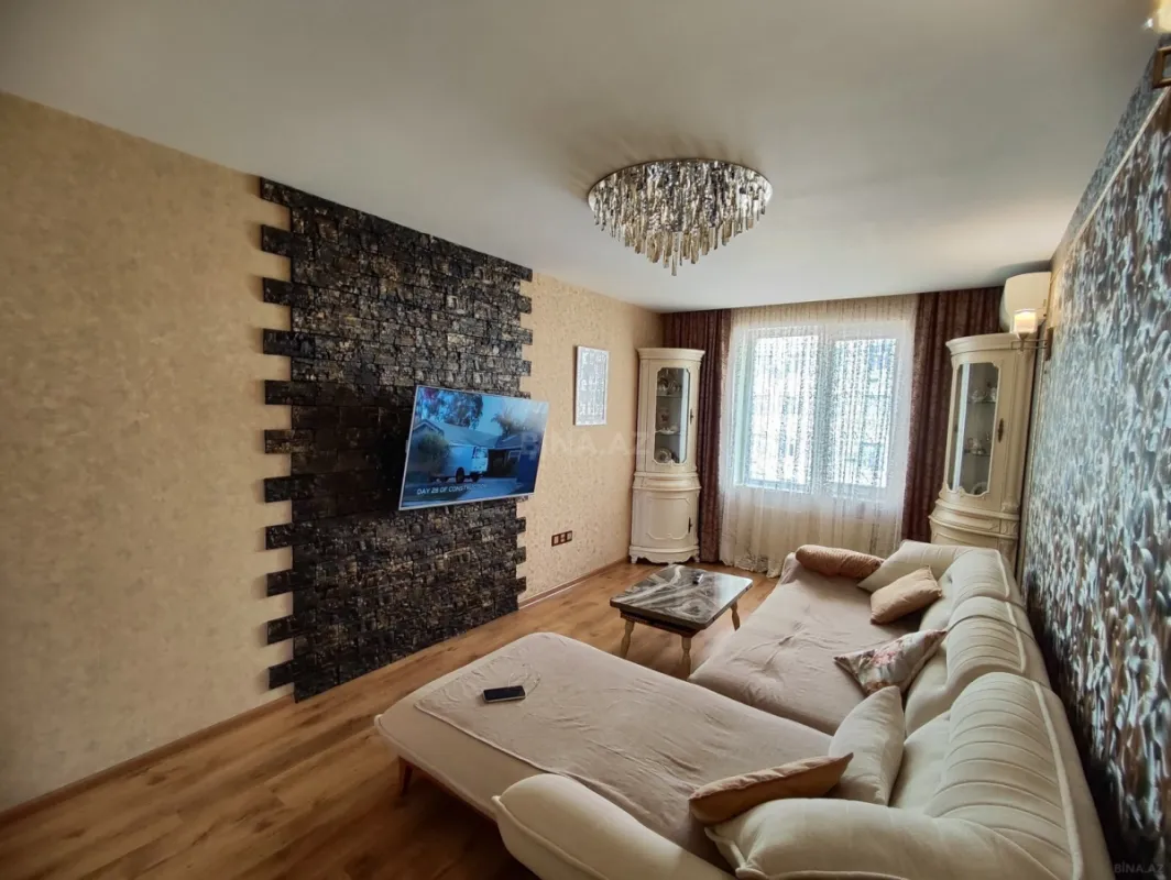 Satılır 3 otaqlı mənzil 82 m²