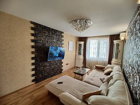 Satılır 3 otaqlı mənzil 82 m²