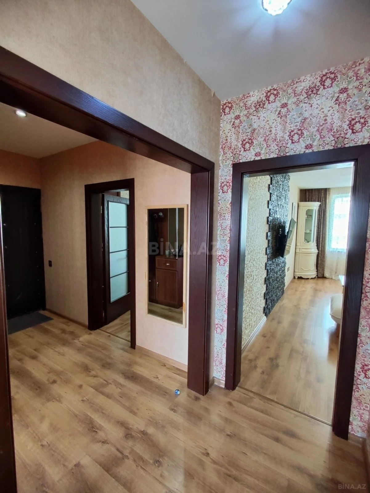 Satılır 3 otaqlı mənzil 82 m²