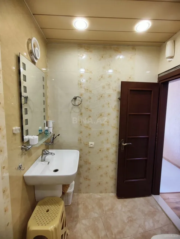 Satılır 3 otaqlı mənzil 82 m²
