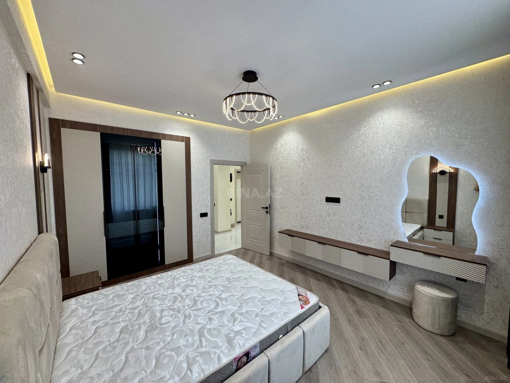 Satılır 3 otaqlı mənzil 90 m²