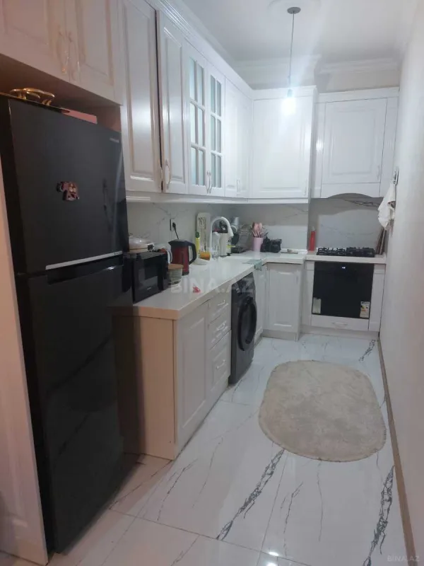 Satılır 2 otaqlı mənzil 74 m²