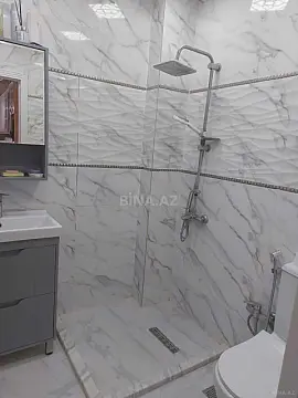 Satılır 2 otaqlı mənzil 74 m²