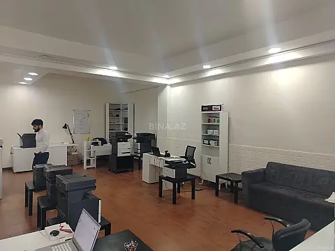 Kirayə verilir 3 otaqlı ofis 120 m²