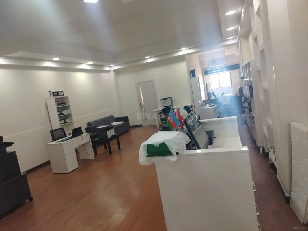 Kirayə verilir 3 otaqlı ofis 120 m²