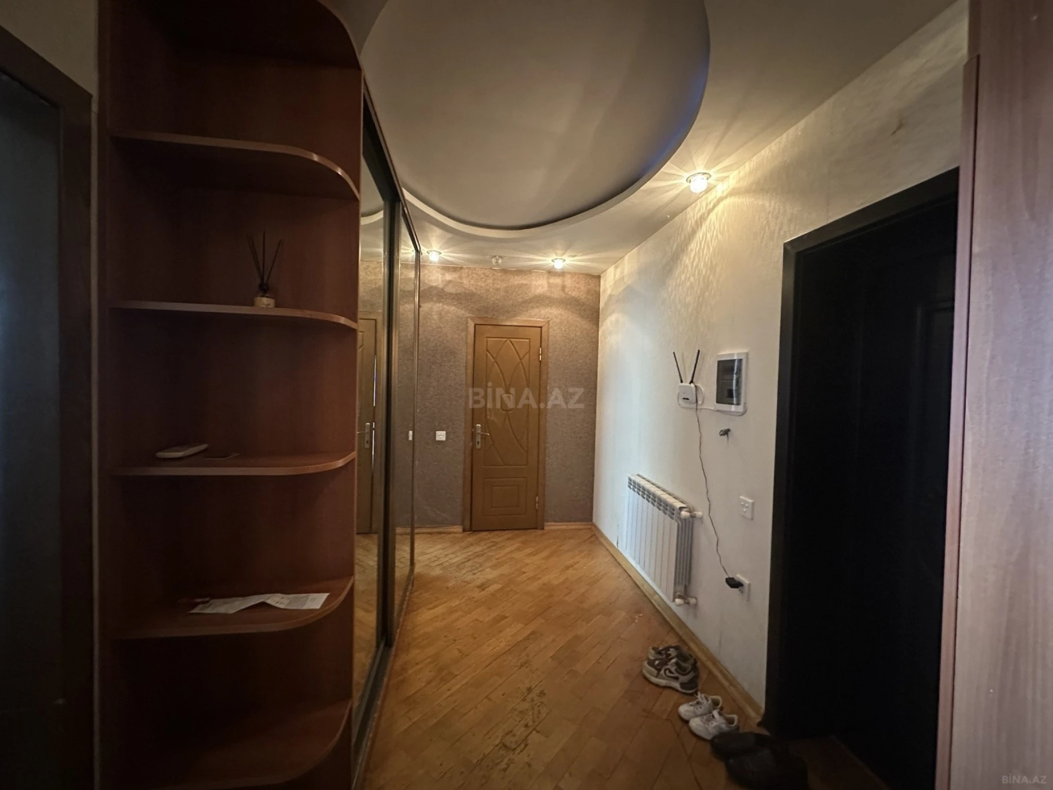 Kirayə verilir 2 otaqlı mənzil 75 m²