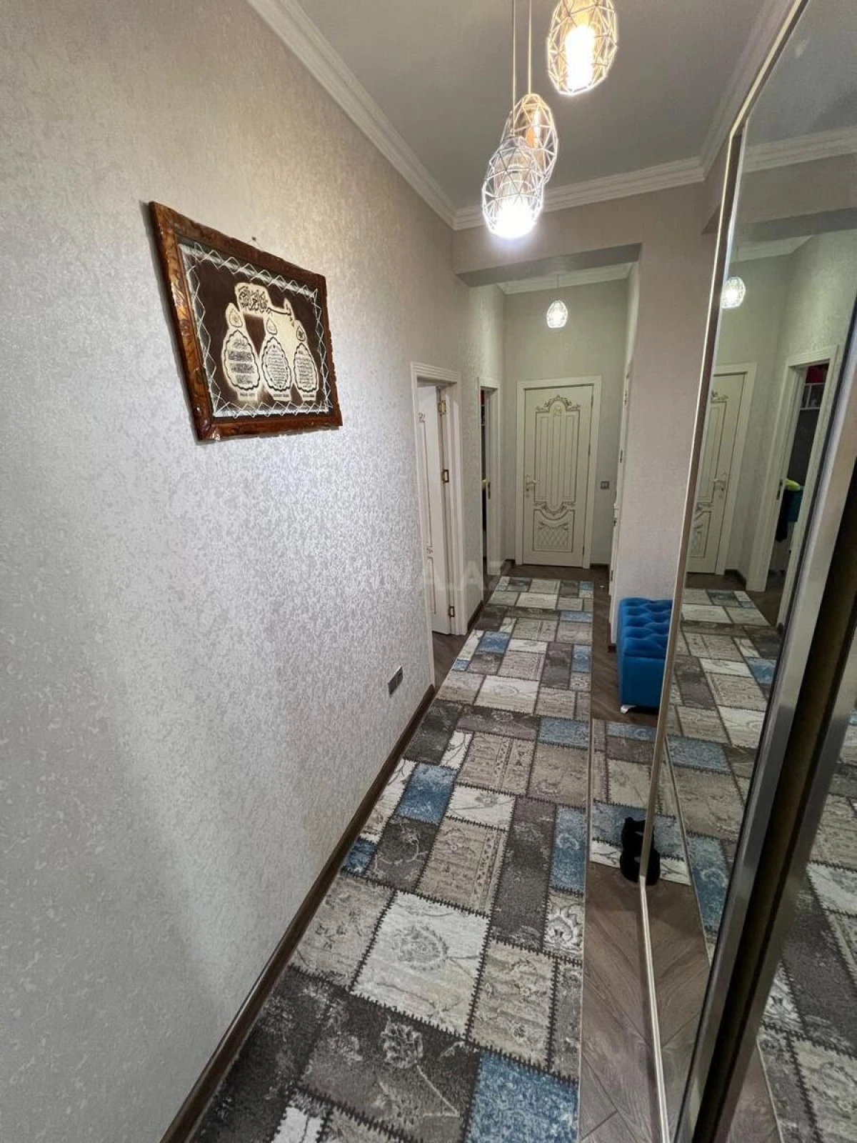 Satılır 2 otaqlı mənzil 96 m²