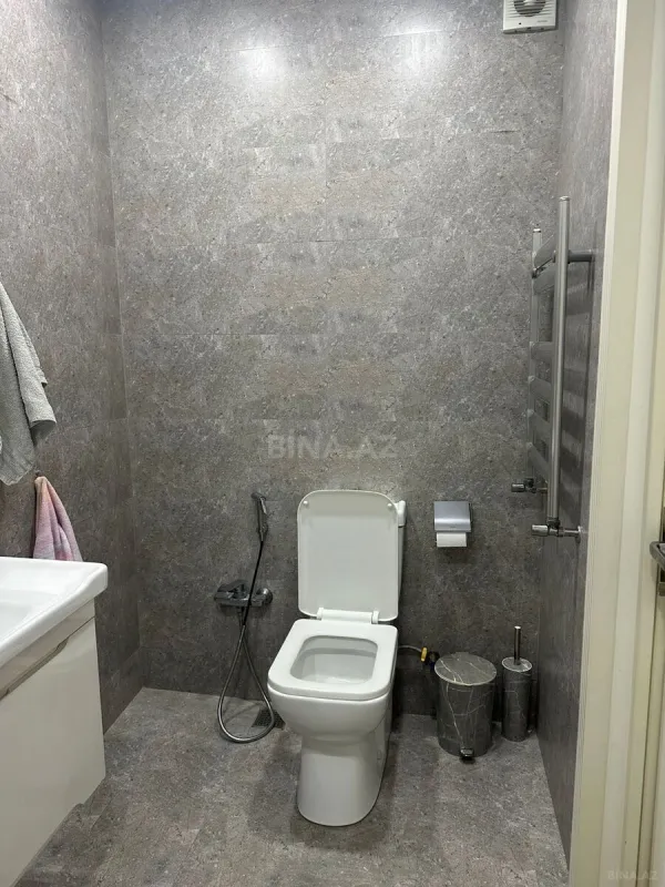 Satılır 2 otaqlı mənzil 68 m²