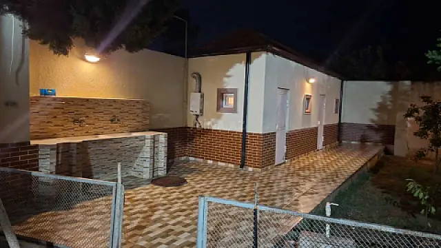 Satılır 4 otaqlı həyət evi 155 m²