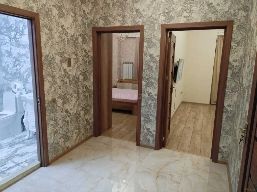 Kirayə verilir 2 otaqlı mənzil 70 m²