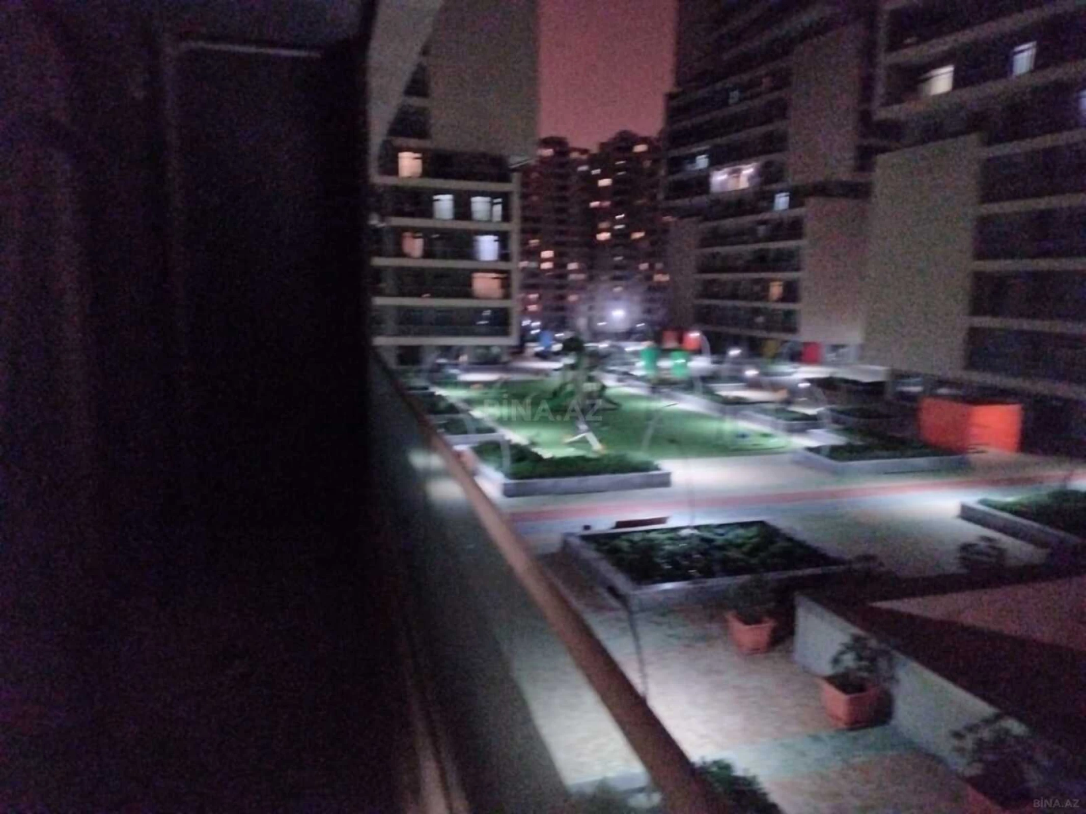 Kirayə verilir 2 otaqlı mənzil 70 m²