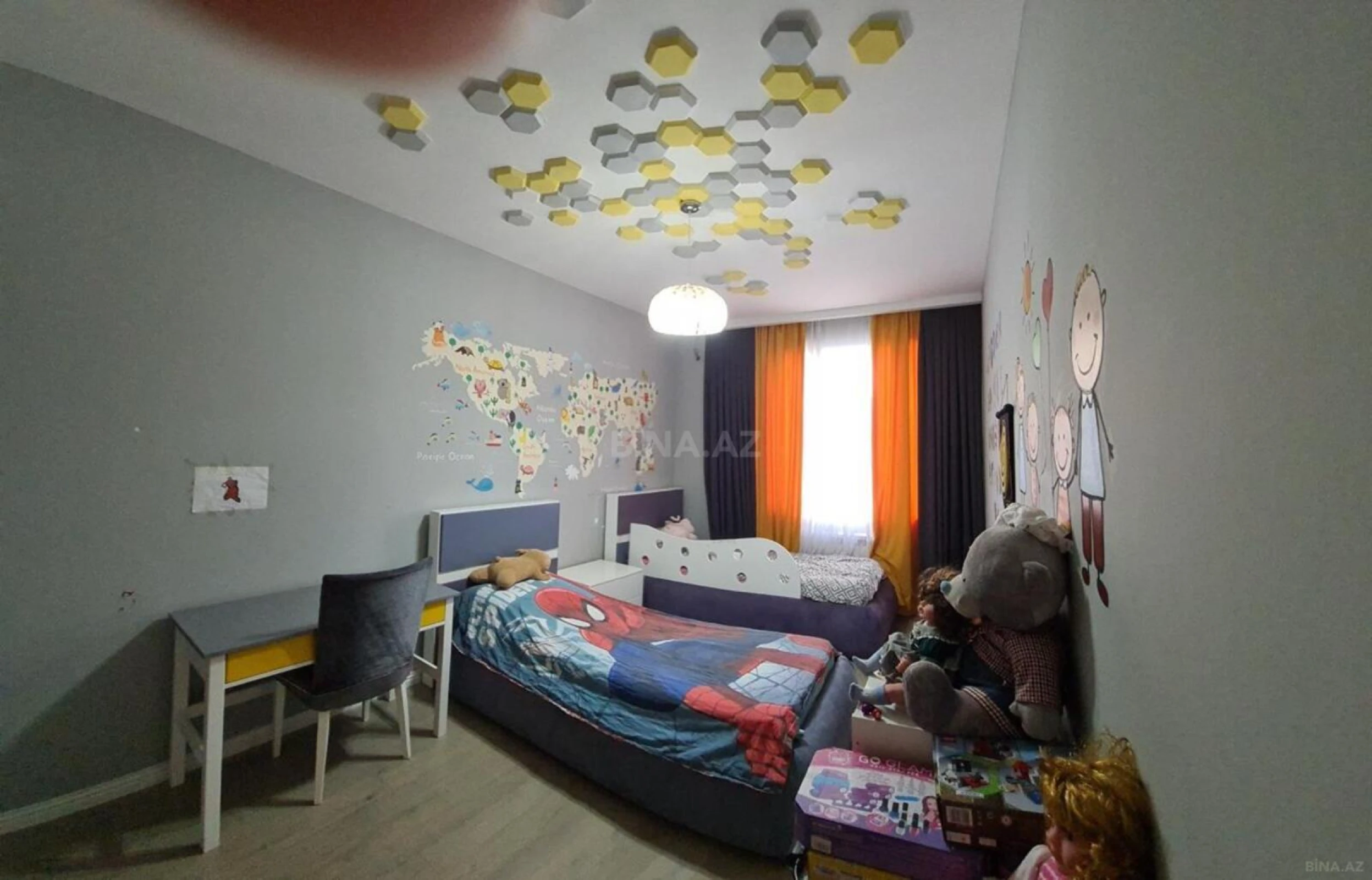 Satılır 3 otaqlı mənzil 125 m²