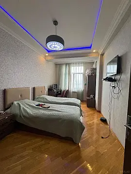 Satılır 3 otaqlı mənzil 100 m²