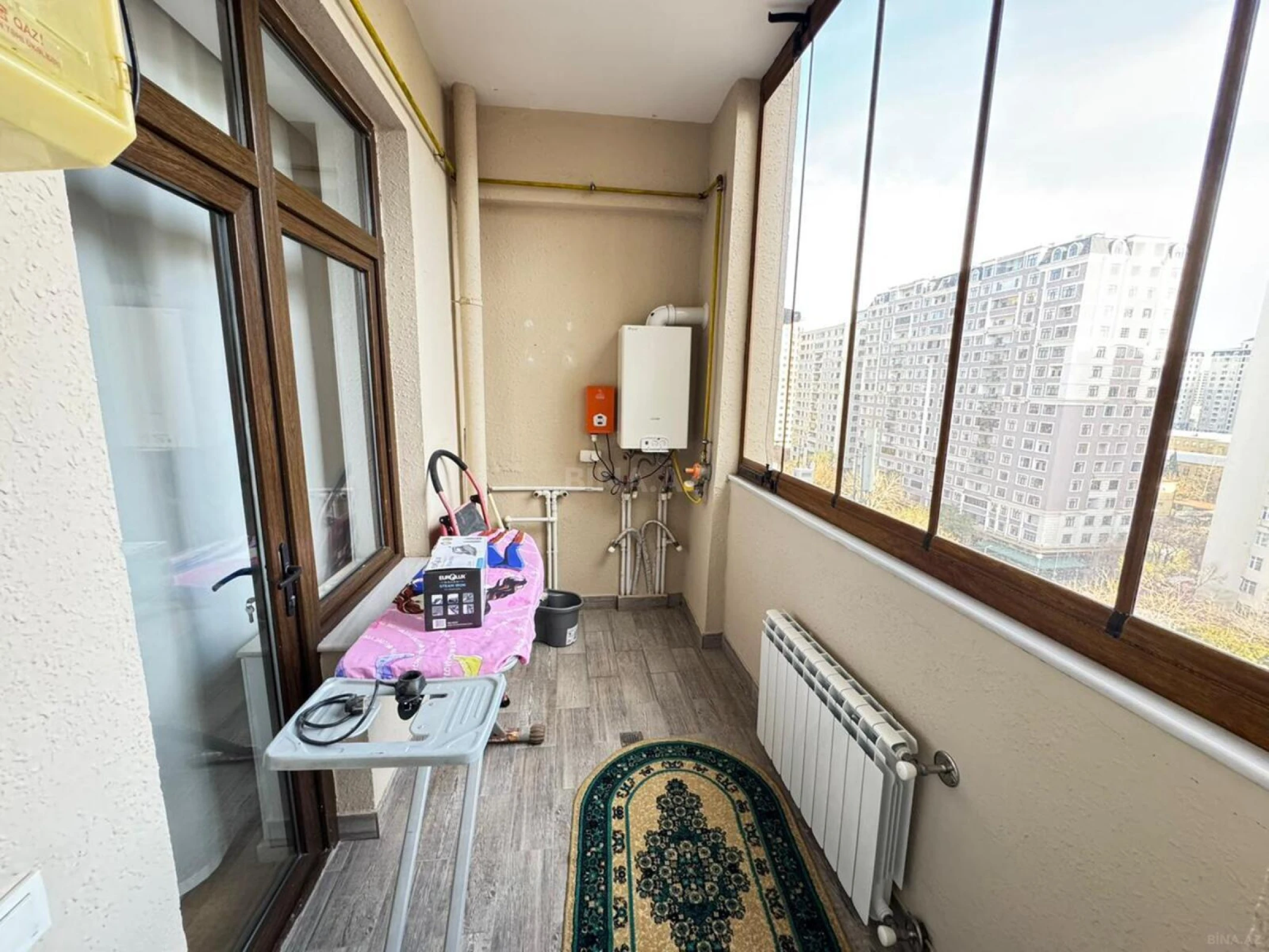 Kirayə verilir 2 otaqlı mənzil 100 m²