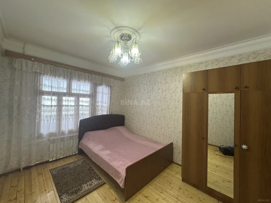 Kirayə verilir 2 otaqlı mənzil 65 m²