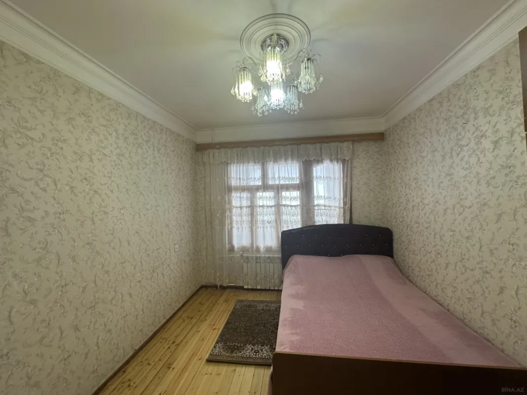 Kirayə verilir 2 otaqlı mənzil 65 m²