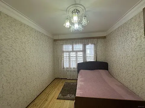 Kirayə verilir 2 otaqlı mənzil 65 m²