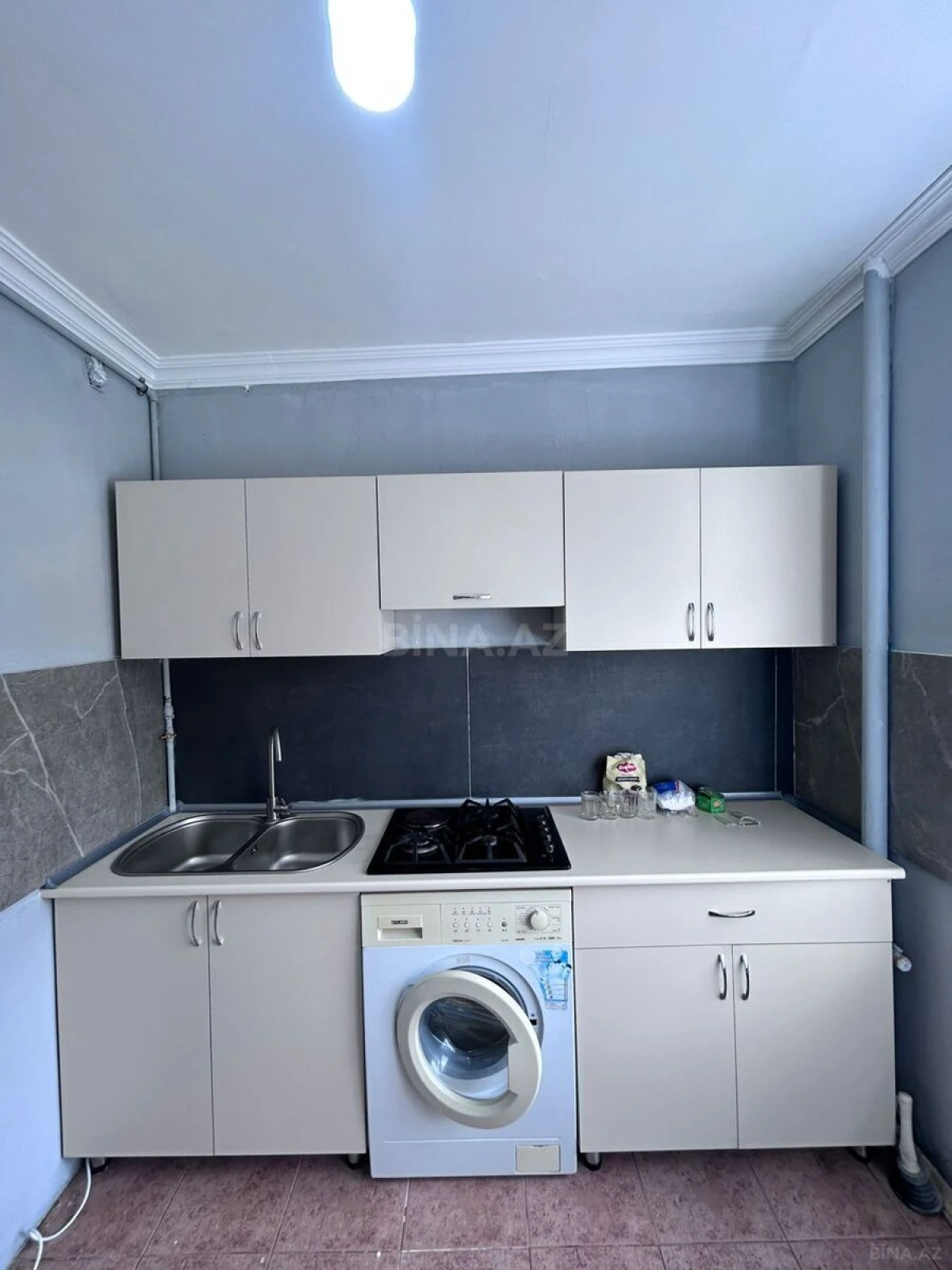 Kirayə verilir 2 otaqlı mənzil 60 m²