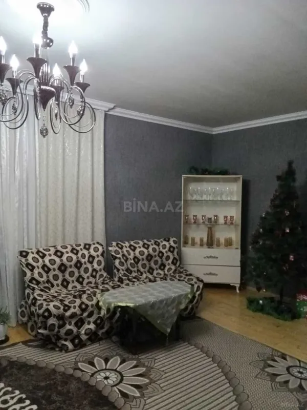 Satılır 4 otaqlı həyət evi 105 m²