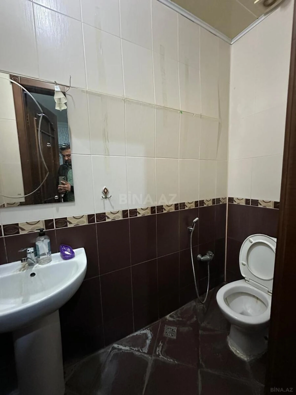 Satılır 3 otaqlı mənzil 137 m²