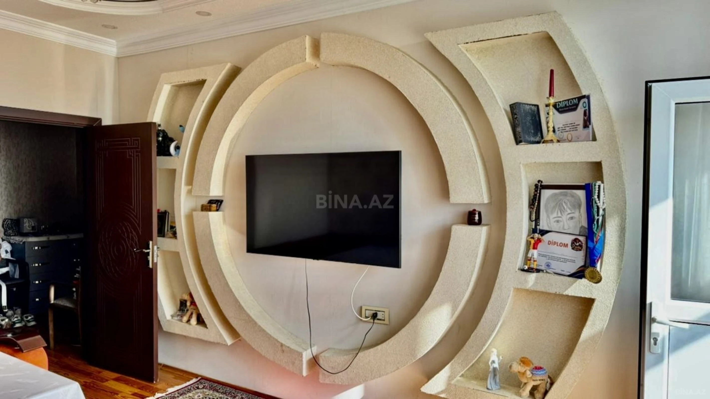 Satılır 2 otaqlı mənzil 52 m²