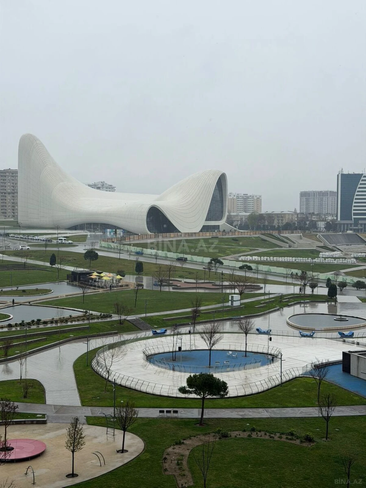 Satılır 3 otaqlı mənzil 150 m²