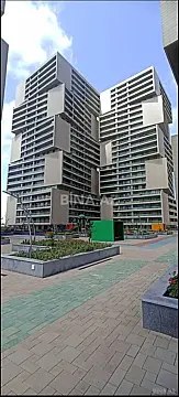 Satılır 2 otaqlı mənzil 102 m²