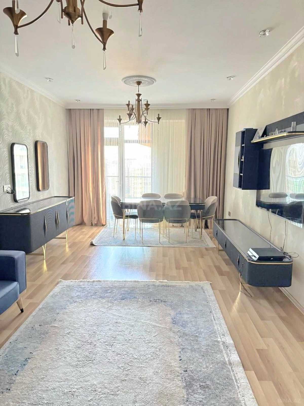 Satılır 2 otaqlı mənzil 102 m²