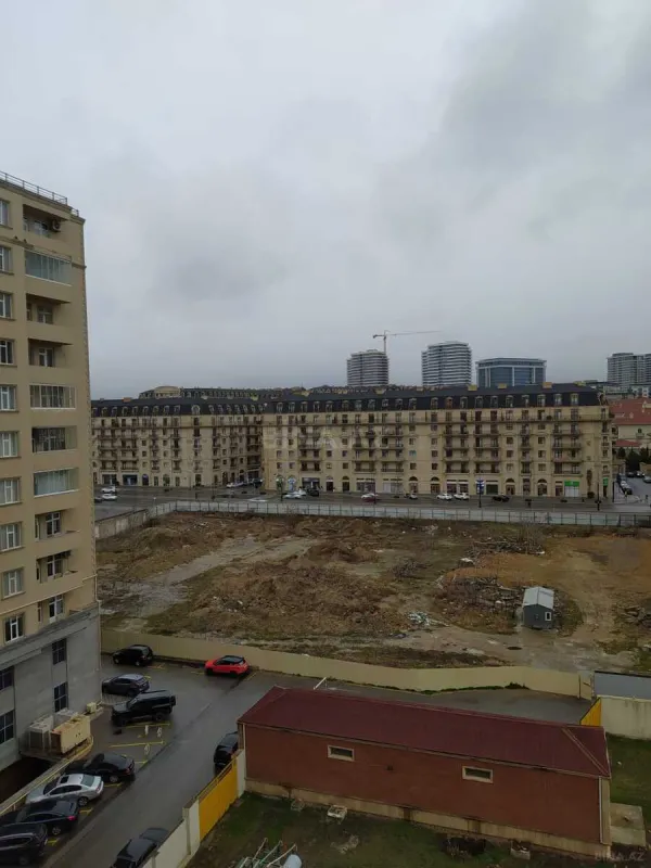 Kirayə verilir 2 otaqlı mənzil 100 m²