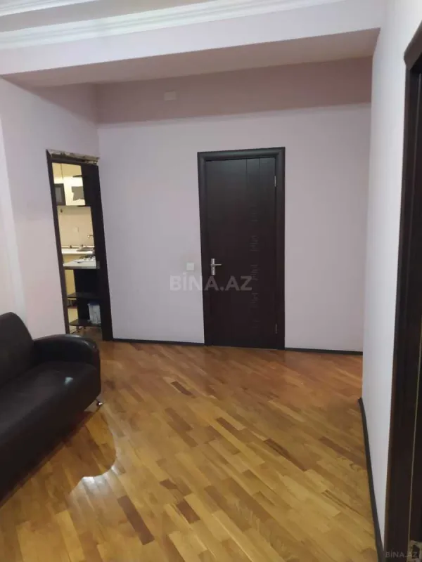 Kirayə verilir 2 otaqlı mənzil 100 m²