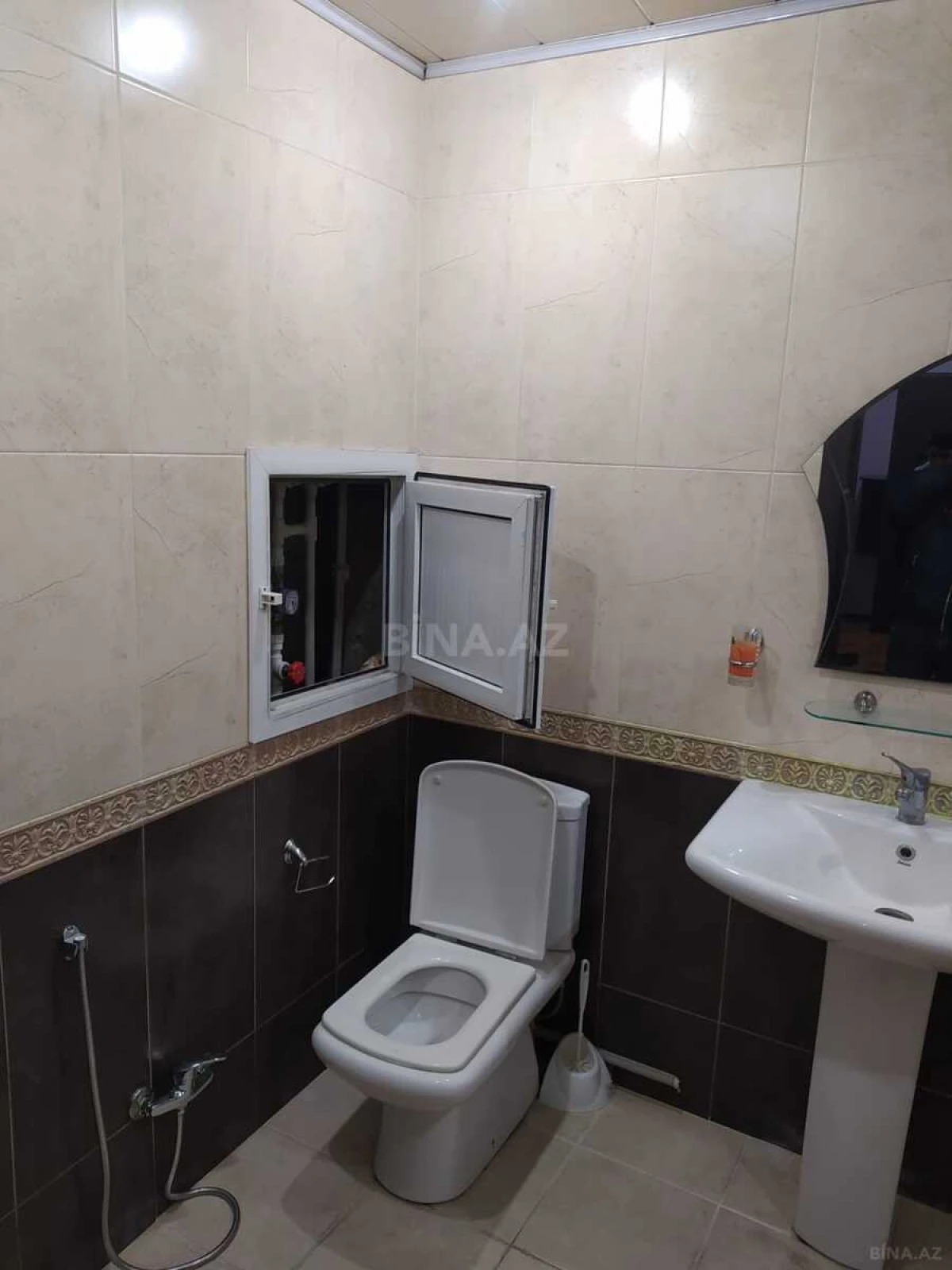 Kirayə verilir 2 otaqlı mənzil 100 m²