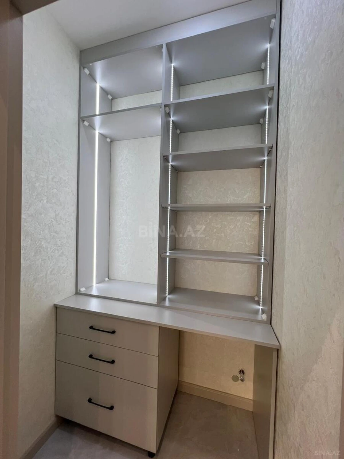 Satılır 3 otaqlı mənzil 90 m²