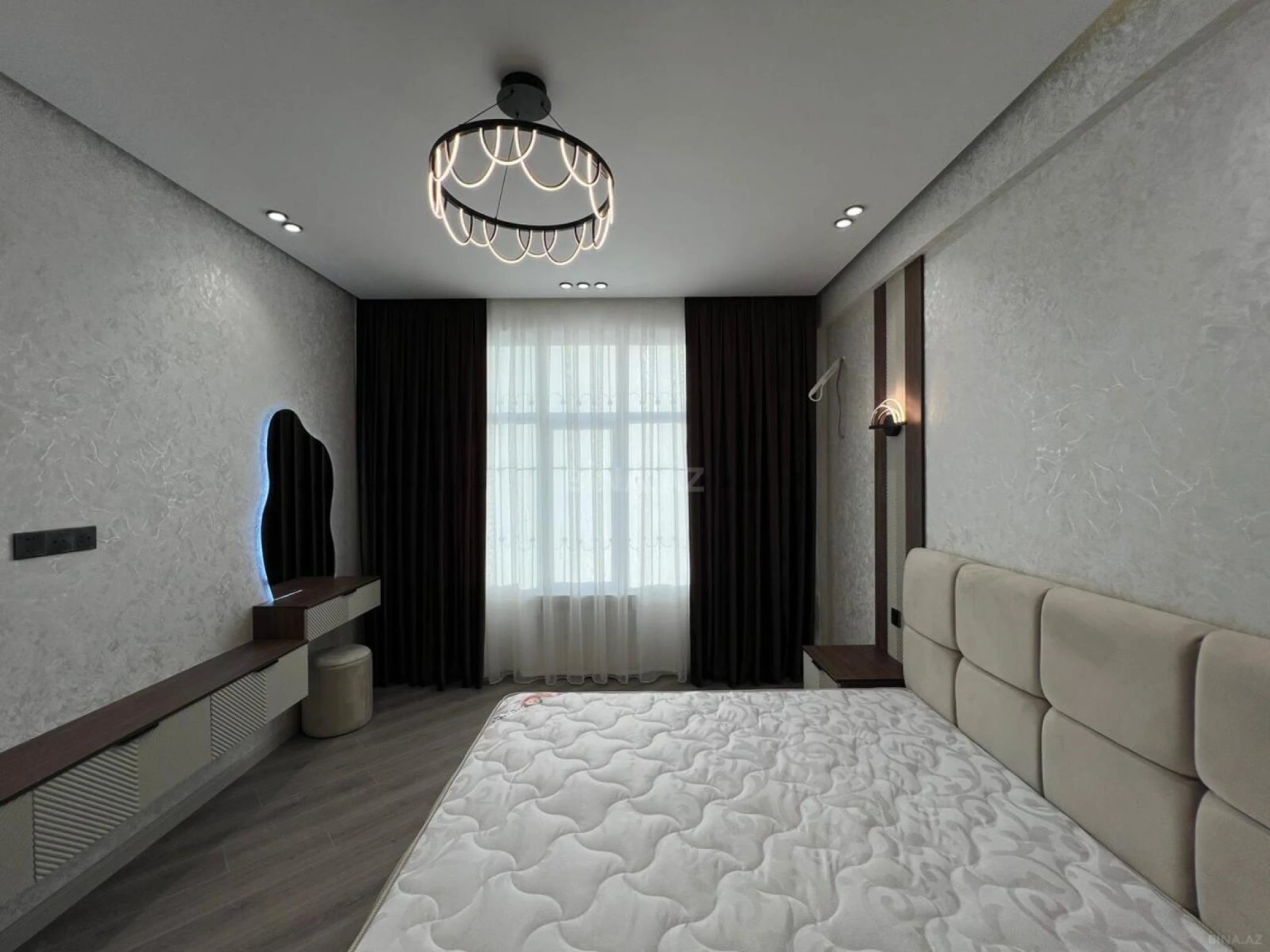 Satılır 3 otaqlı mənzil 90 m²