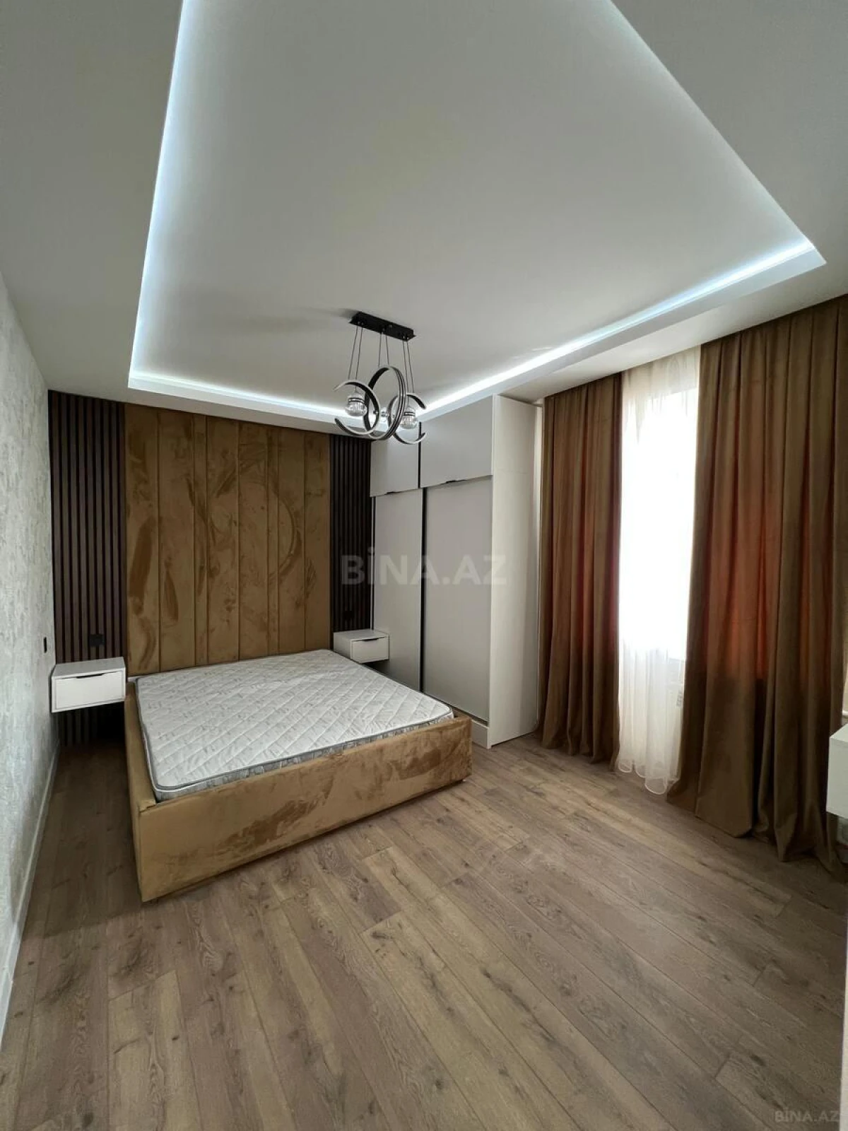 Satılır 2 otaqlı mənzil 65 m²