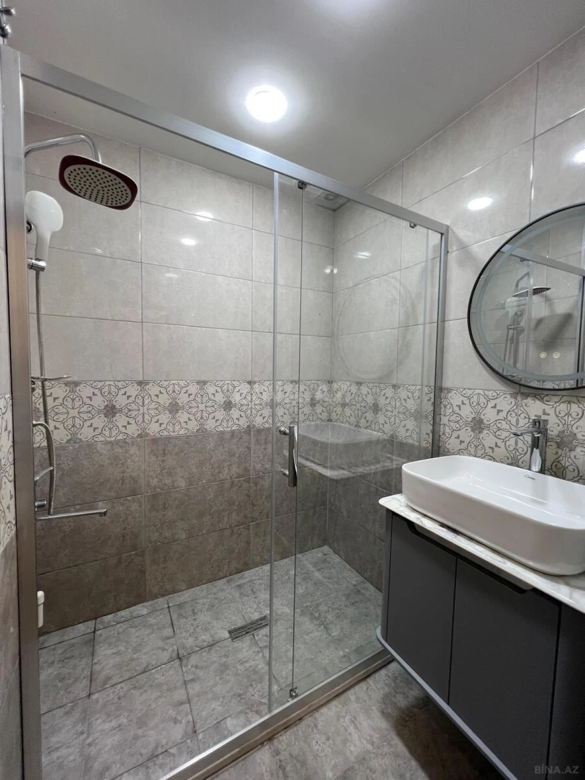 Satılır 2 otaqlı mənzil 65 m²