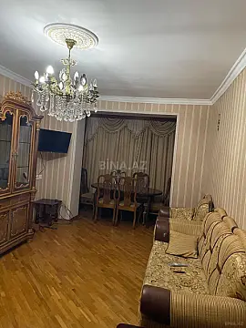 Kirayə verilir 2 otaqlı mənzil 70 m²