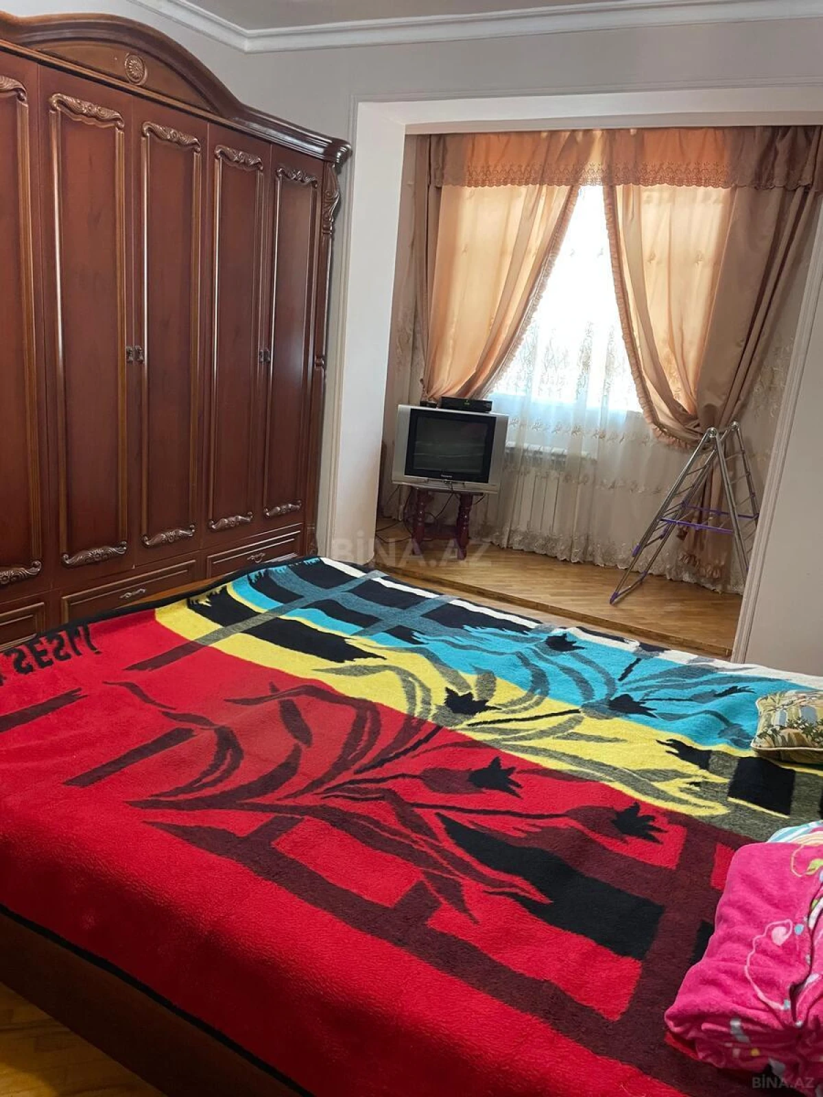 Kirayə verilir 2 otaqlı mənzil 70 m²