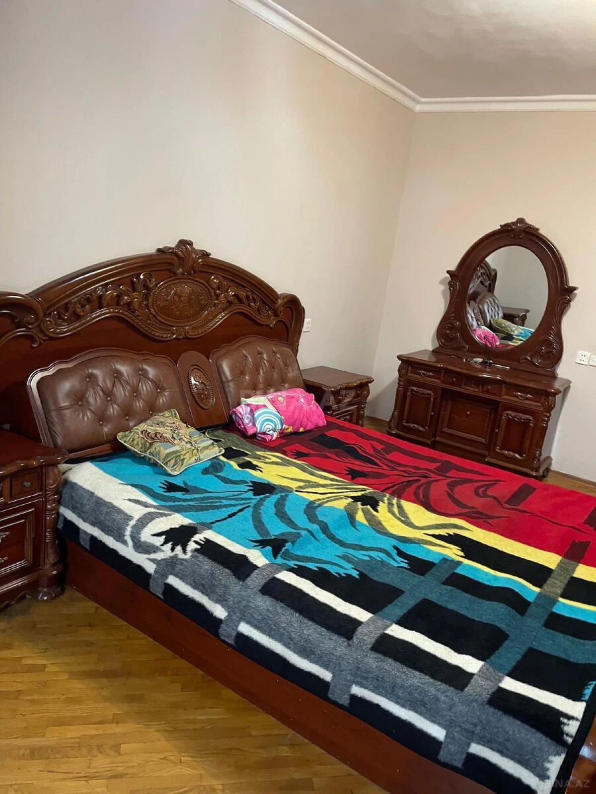 Kirayə verilir 2 otaqlı mənzil 70 m²