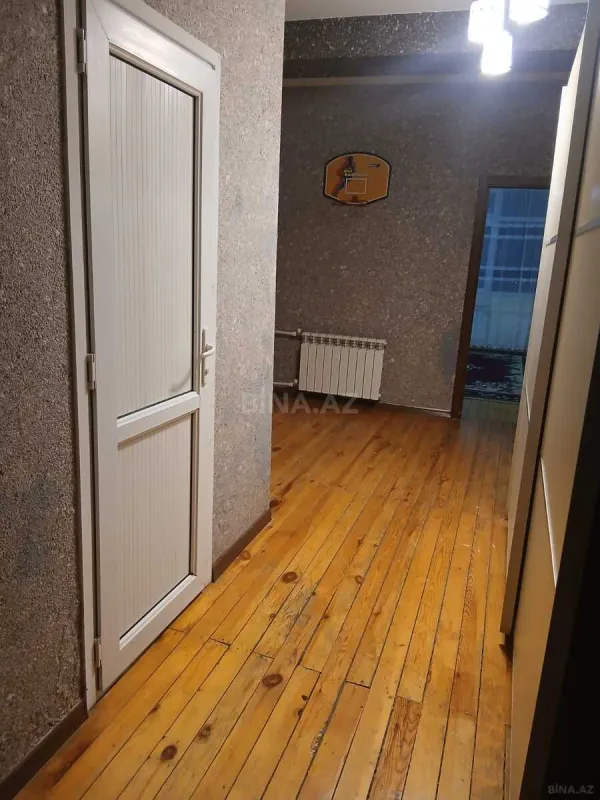 Kirayə verilir 3 otaqlı mənzil 130 m²