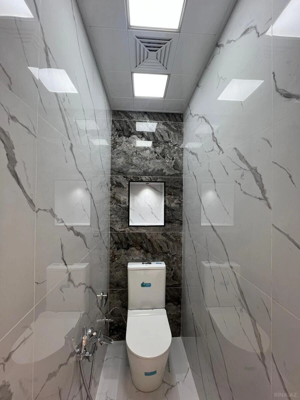 Satılır 2 otaqlı mənzil 65 m²