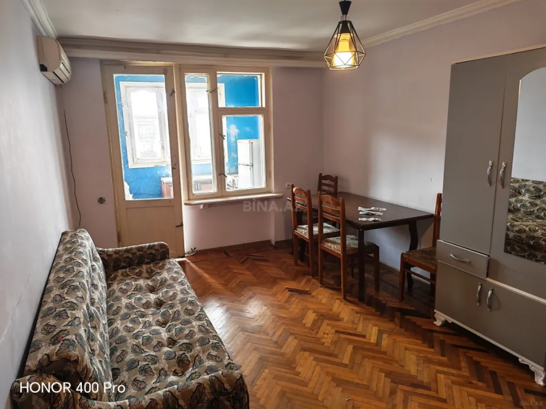 Kirayə verilir 2 otaqlı mənzil 35 m²