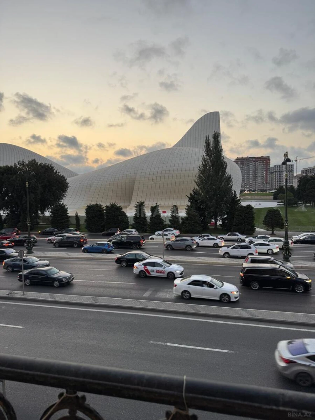 Satılır 3 otaqlı mənzil 90 m²