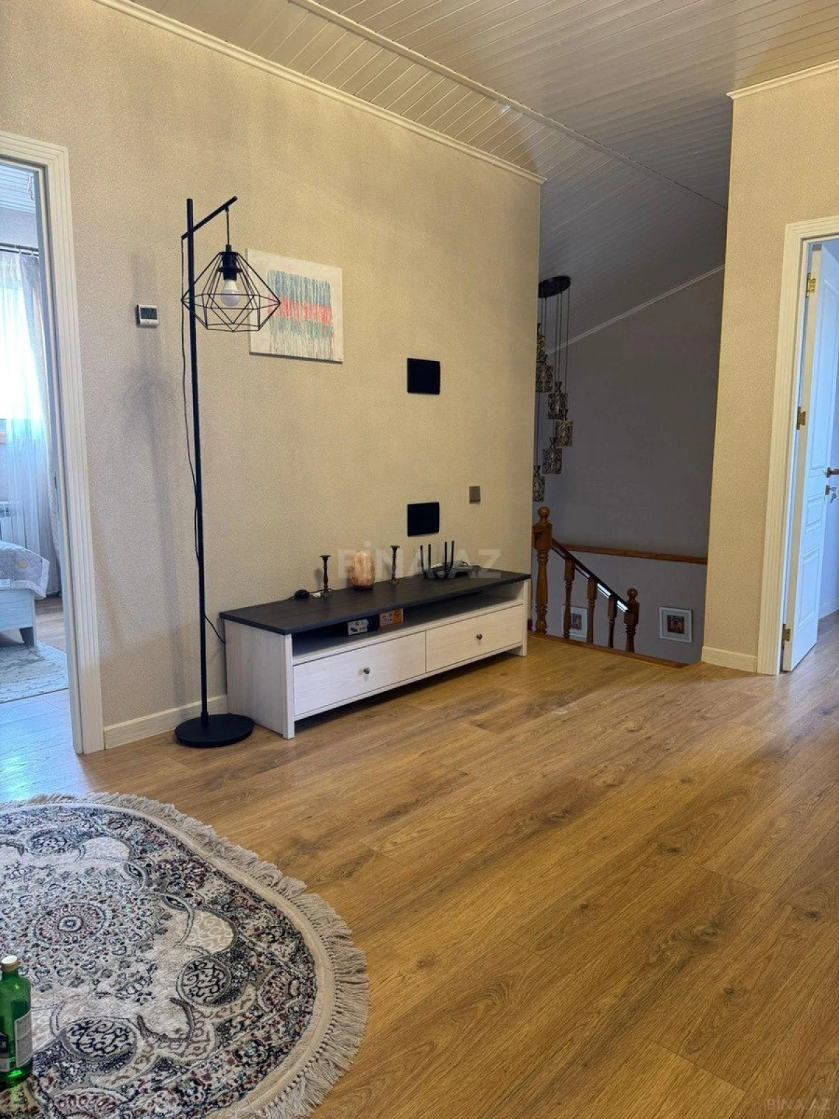 Satılır 6 otaqlı həyət evi 180 m²